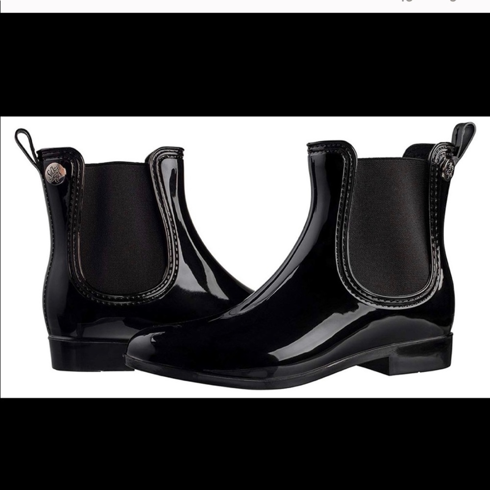 Black rain boots